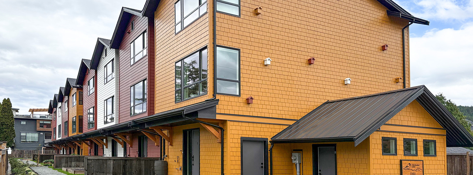 regen homes squamish chickadee lane exteriors 1 1920x712